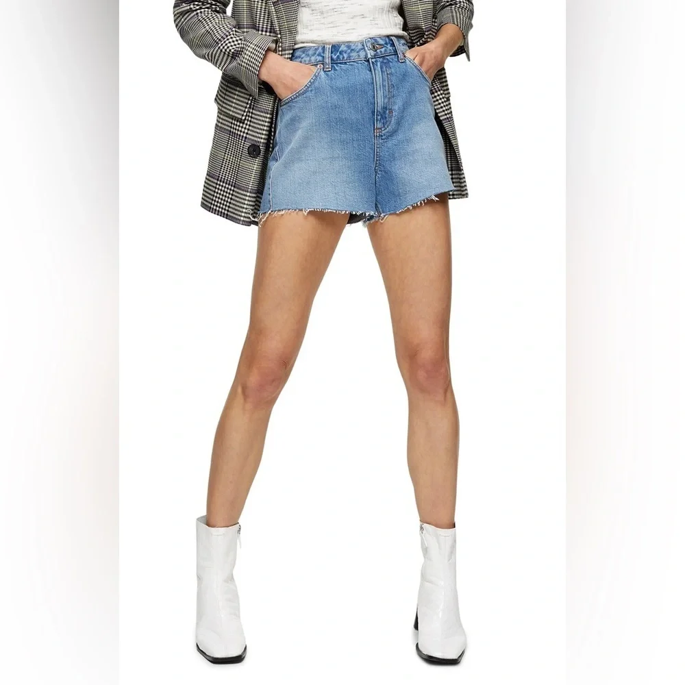 Topshop Cutoff Denim High Waisted Light Blue Raw Hem Mom Shorts - Like New!